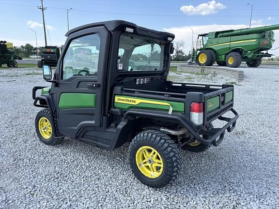 Image of John Deere XUV 835M equipment image 2