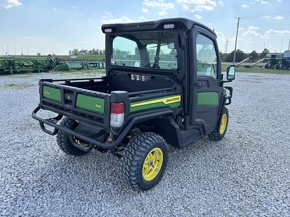 Image of John Deere XUV 835M equipment image 4
