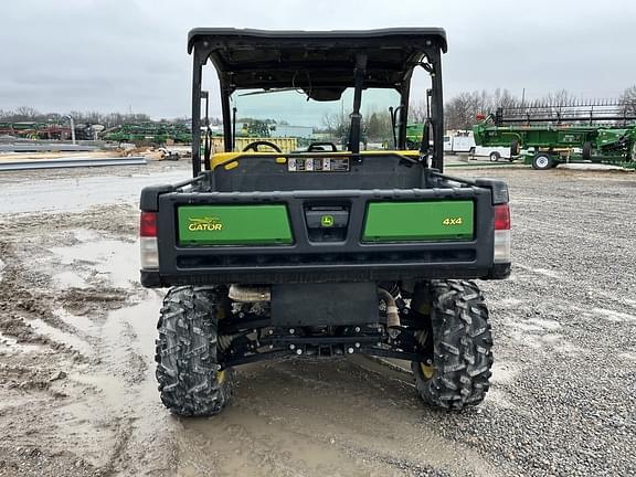 Image of John Deere XUV 835M equipment image 3