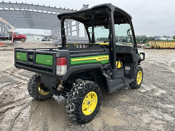 Image of John Deere XUV 835M equipment image 4