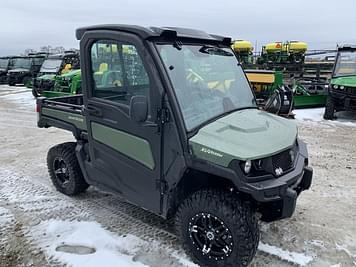 Main image John Deere XUV 835M