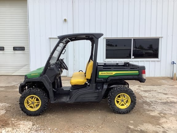 Main image John Deere XUV 835M