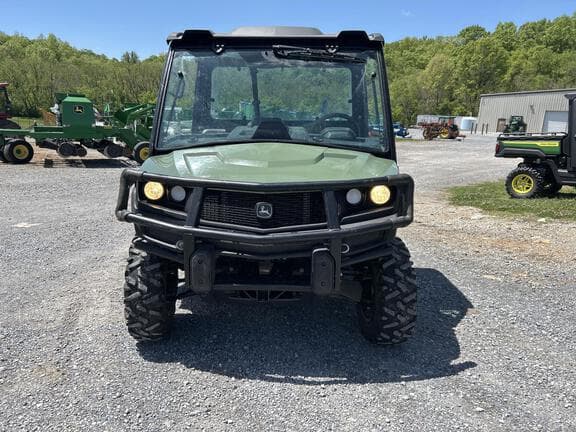Image of John Deere XUV 835M equipment image 2