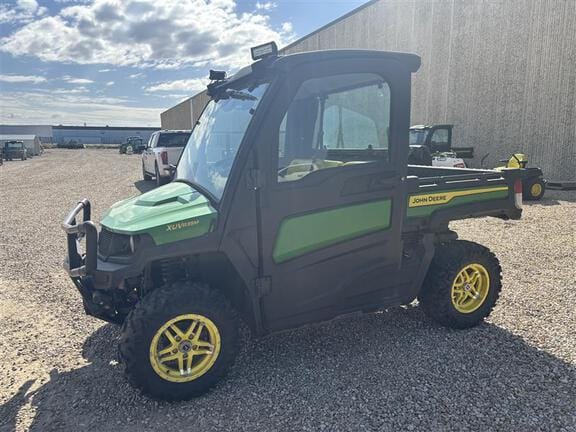 2022 John Deere XUV 835M Equipment Image0