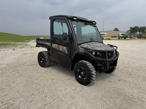 Image of John Deere XUV 835M equipment image 3