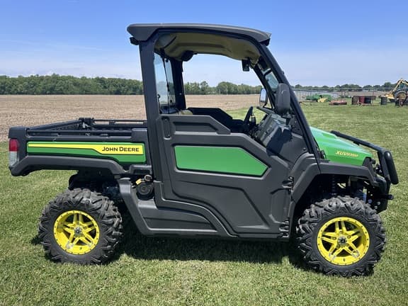 Image of John Deere XUV 835M equipment image 1