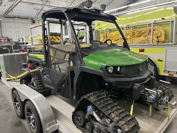 Image of John Deere XUV 835M equipment image 1