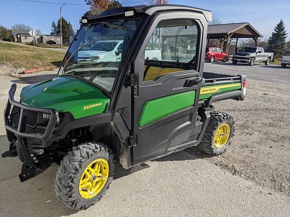 Image of John Deere XUV 835M Primary image