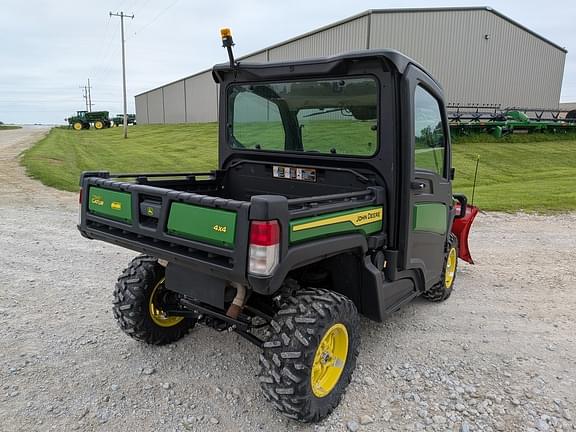 Image of John Deere XUV 835M equipment image 3