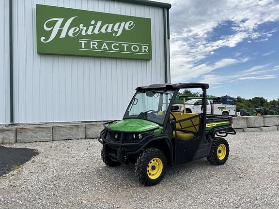 Image of John Deere XUV 835M Primary image