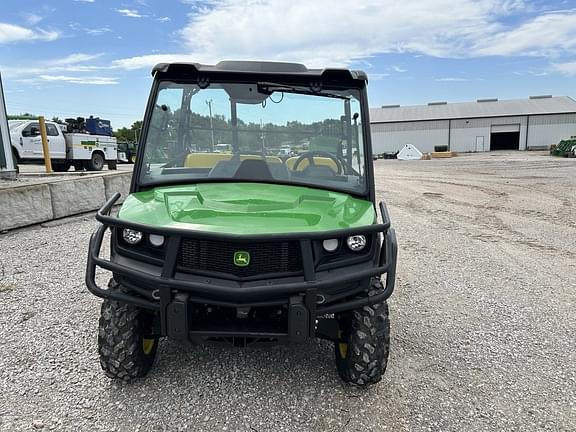 Image of John Deere XUV 835M equipment image 1