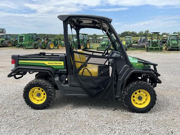 Image of John Deere XUV 835M equipment image 3