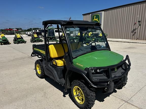 Image of John Deere XUV 835M equipment image 1