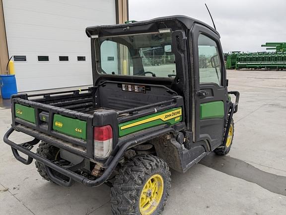 Image of John Deere XUV 835M equipment image 3