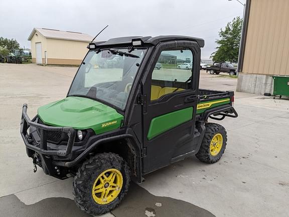 Image of John Deere XUV 835M equipment image 4