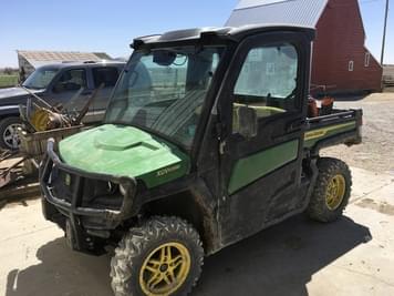 Main image John Deere XUV 835M