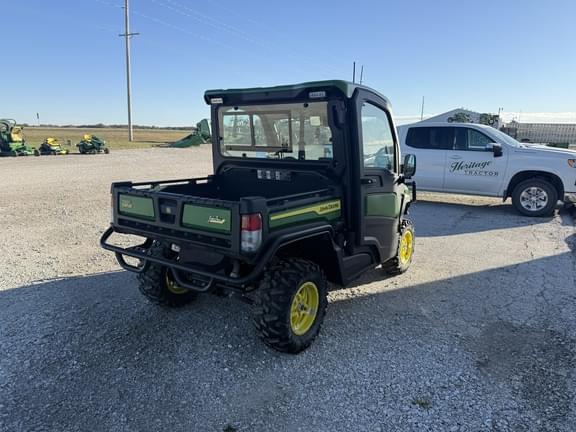 Image of John Deere XUV 835M equipment image 3
