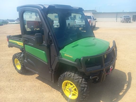2022 John Deere XUV 835M Equipment Image0