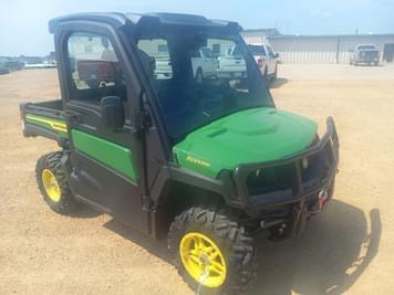 Main image John Deere XUV 835M