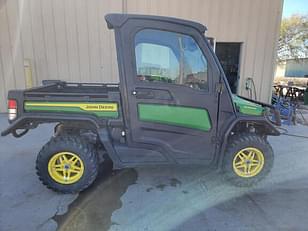 Main image John Deere XUV 835M 3