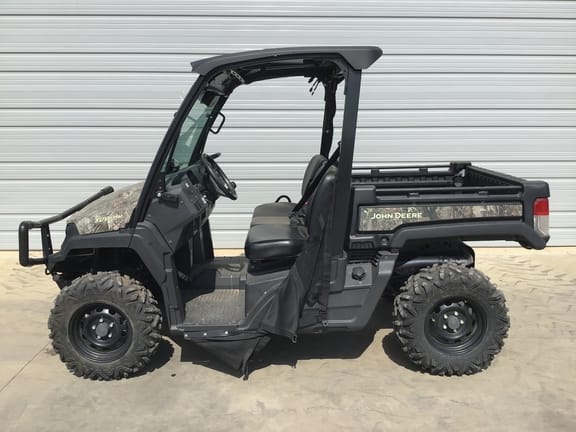 Main image John Deere XUV 835M