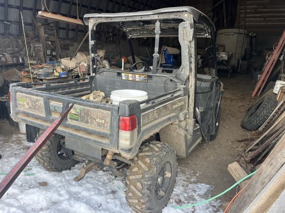 Image of John Deere XUV 835M equipment image 3