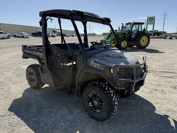 Image of John Deere XUV 835M equipment image 4