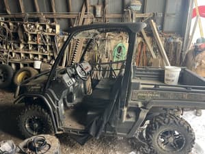 2022 John Deere XUV 835M Image