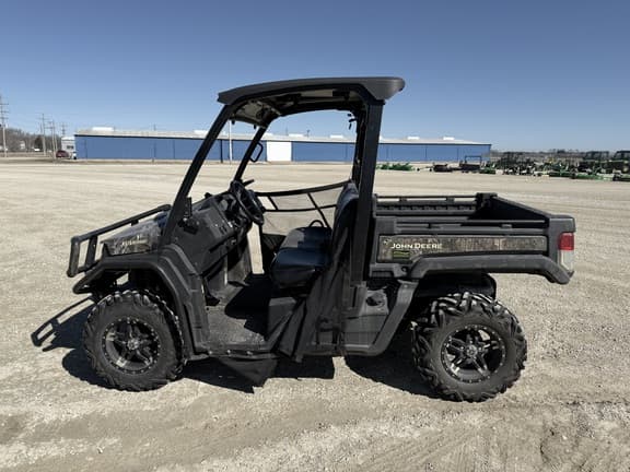 Image of John Deere XUV 835M equipment image 2