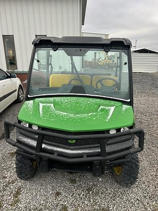 Image of John Deere XUV 835M equipment image 3