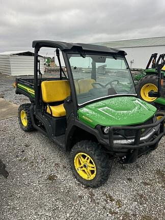 Image of John Deere XUV 835M equipment image 4