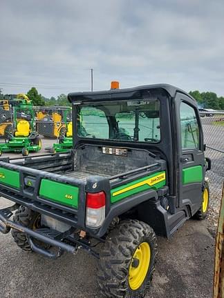 Image of John Deere XUV 835M equipment image 2