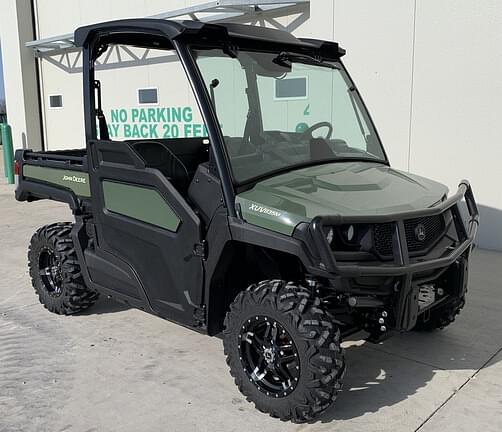 Image of John Deere XUV 835M Primary image