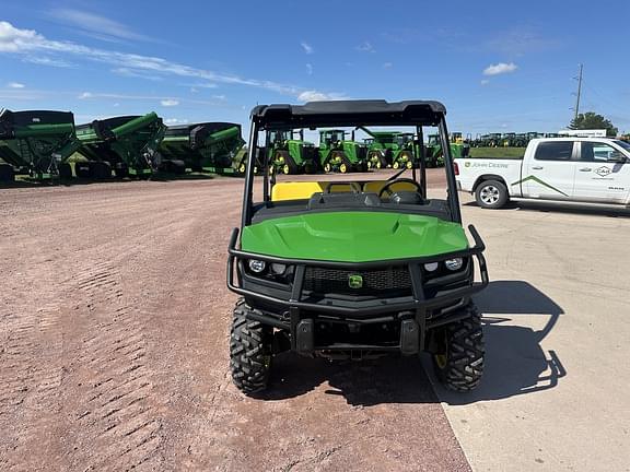 Image of John Deere XUV 835M equipment image 2