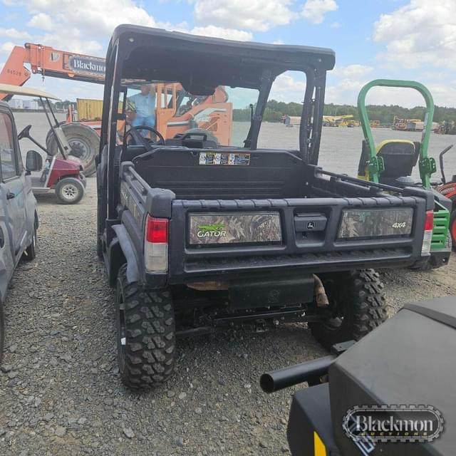 Image of John Deere XUV 835M equipment image 3