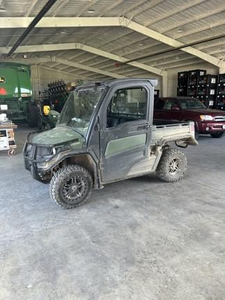 Image of John Deere XUV 835M Primary image