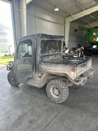 Image of John Deere XUV 835M equipment image 1