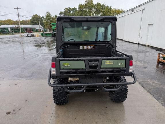 Image of John Deere XUV 835M equipment image 4