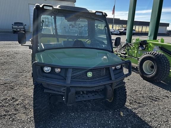 Image of John Deere XUV 835M equipment image 2