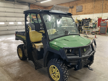 Main image John Deere XUV 835M