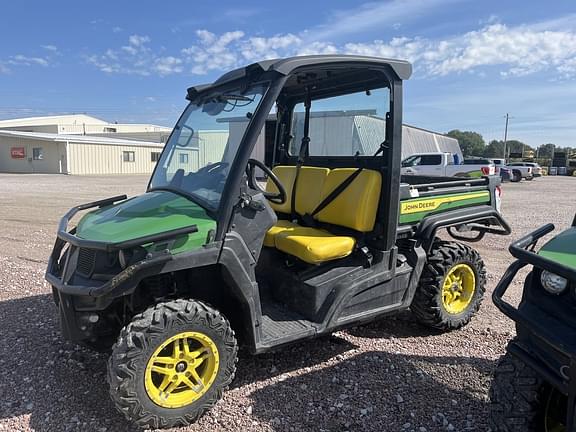 Image of John Deere XUV 835M Primary image