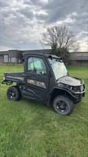 2022 John Deere XUV 835M Image