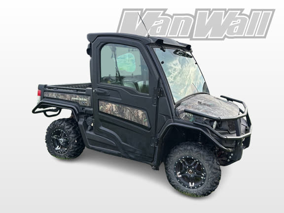 Image of John Deere XUV 835M Primary image