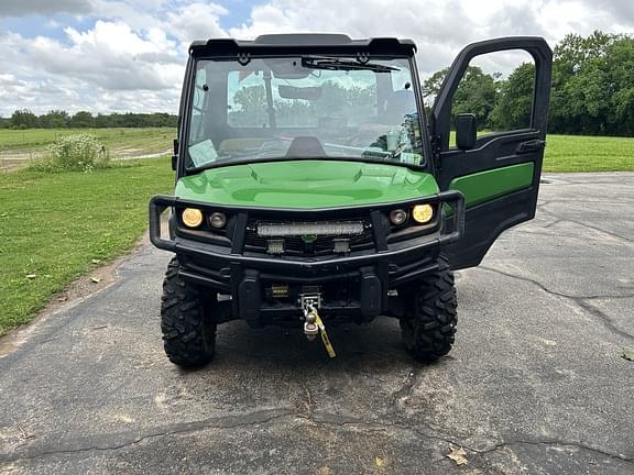 Image of John Deere XUV 835M equipment image 2