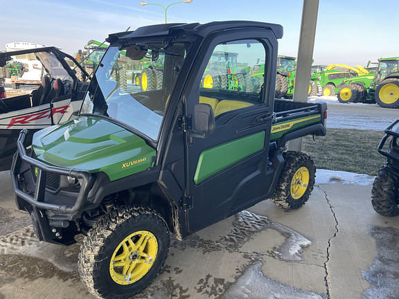 Image of John Deere XUV 835M Primary image