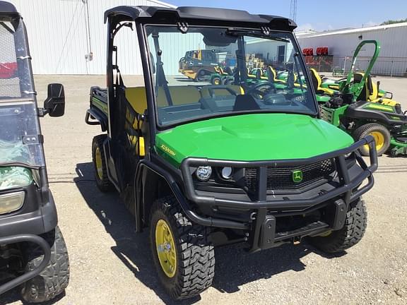 Image of John Deere XUV 835M equipment image 2