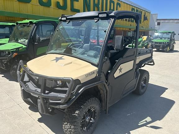 Image of John Deere XUV 835M equipment image 2