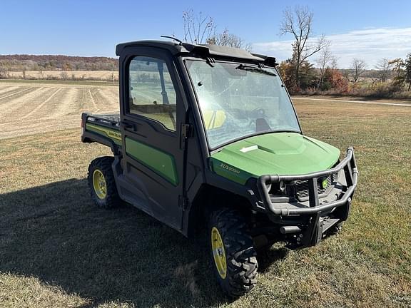 Image of John Deere XUV 835M equipment image 1