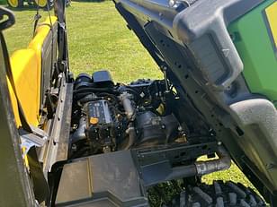 Main image John Deere XUV 835M 18