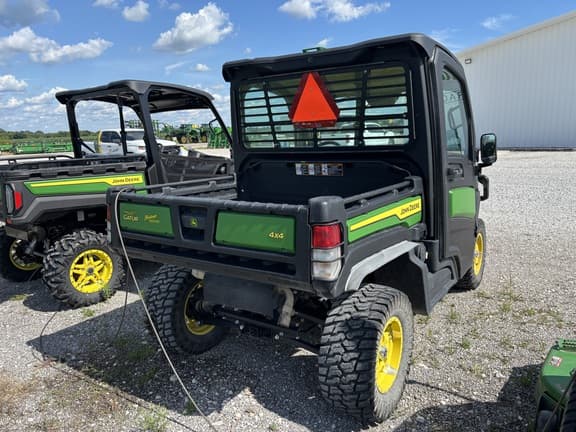 Image of John Deere XUV 835M equipment image 4